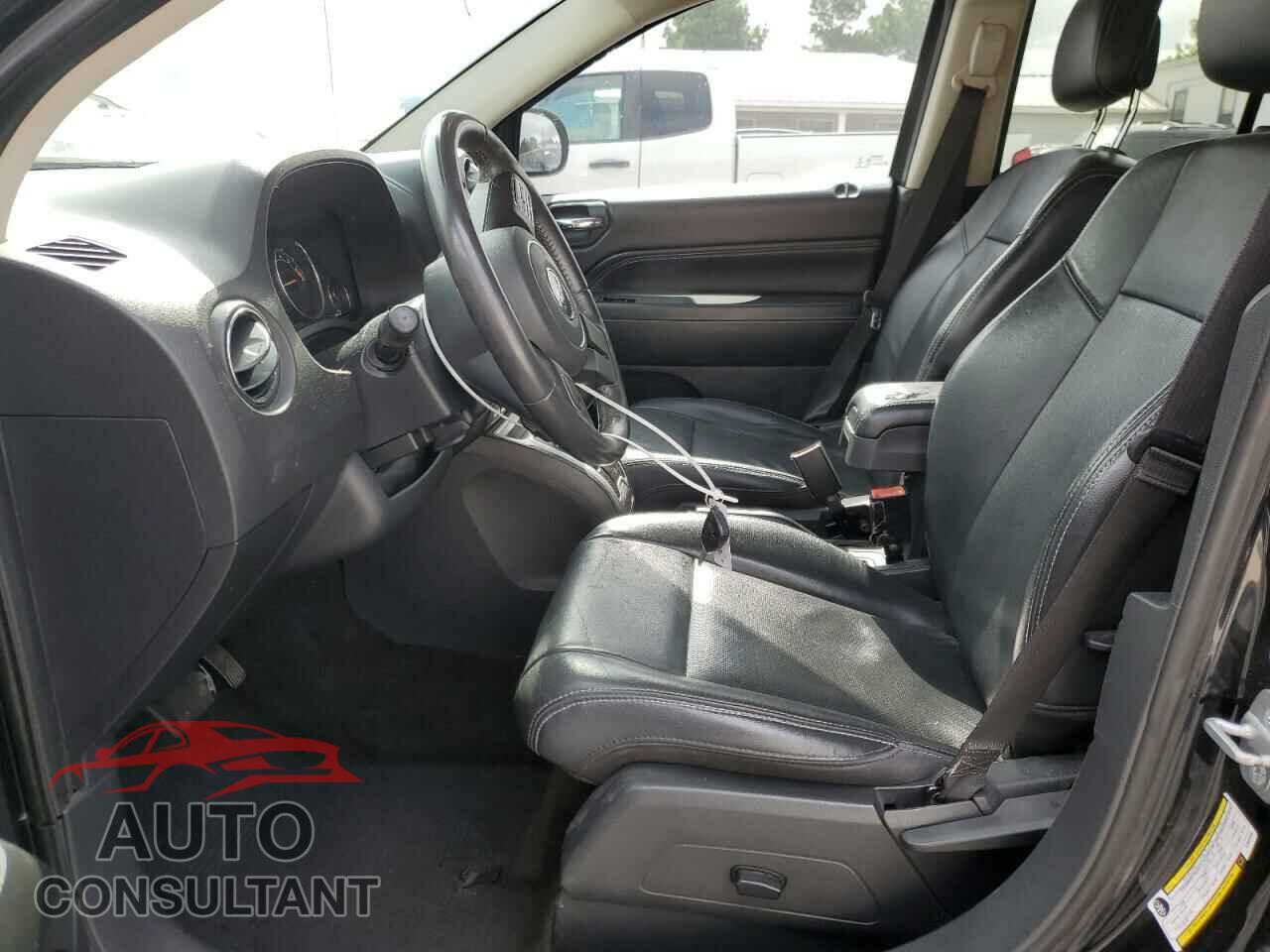 JEEP COMPASS 2014 - 1C4NJCEA3ED682006