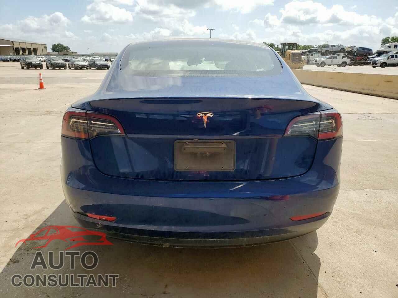 TESLA MODEL 3 2023 - 5YJ3E1EA5PF449675