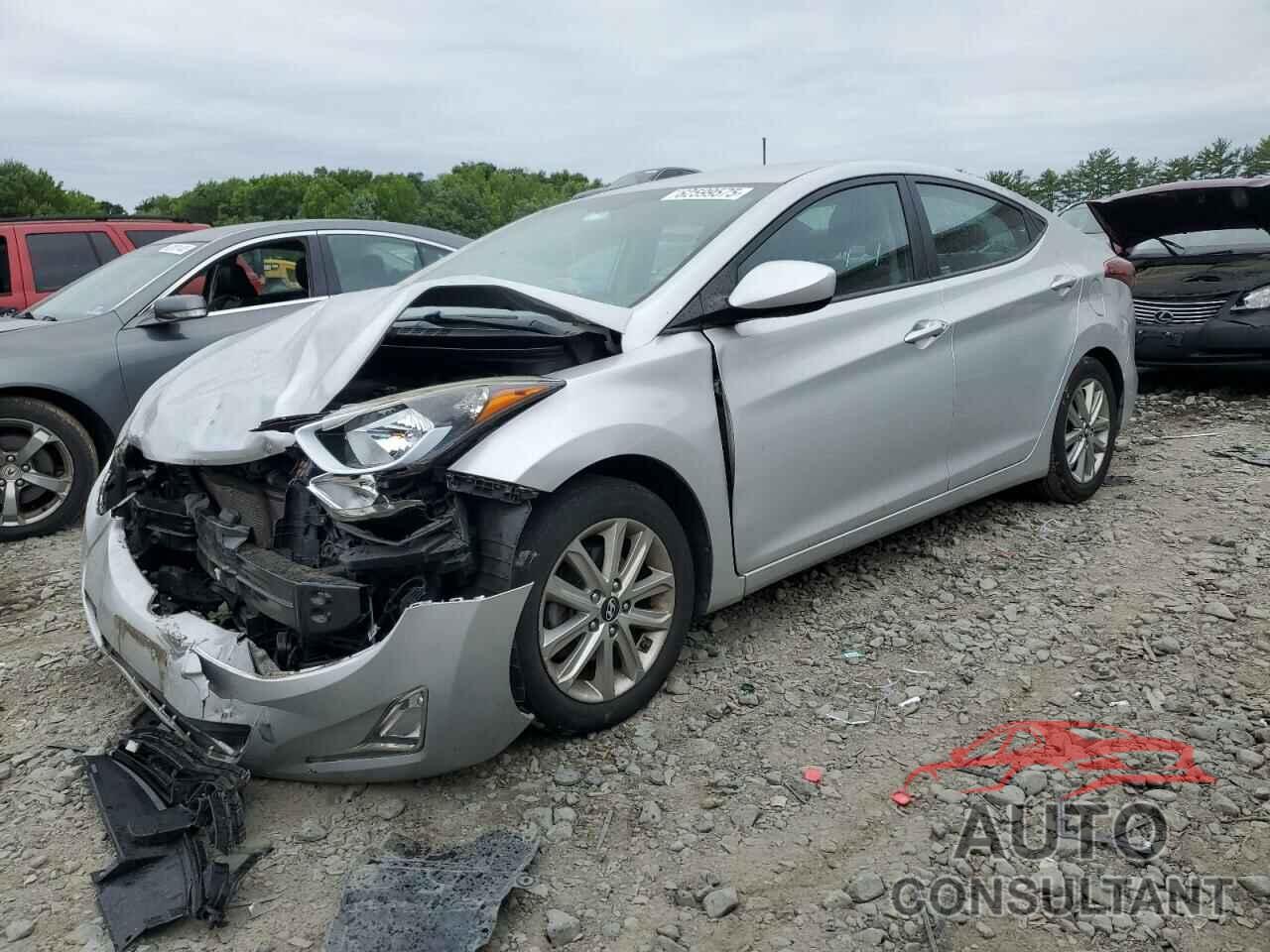 HYUNDAI ELANTRA 2015 - KMHDH4AE9FU381243