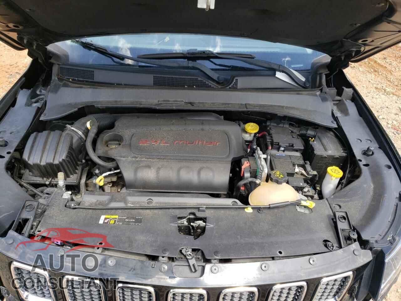 JEEP COMPASS 2018 - 3C4NJDCB3JT433209