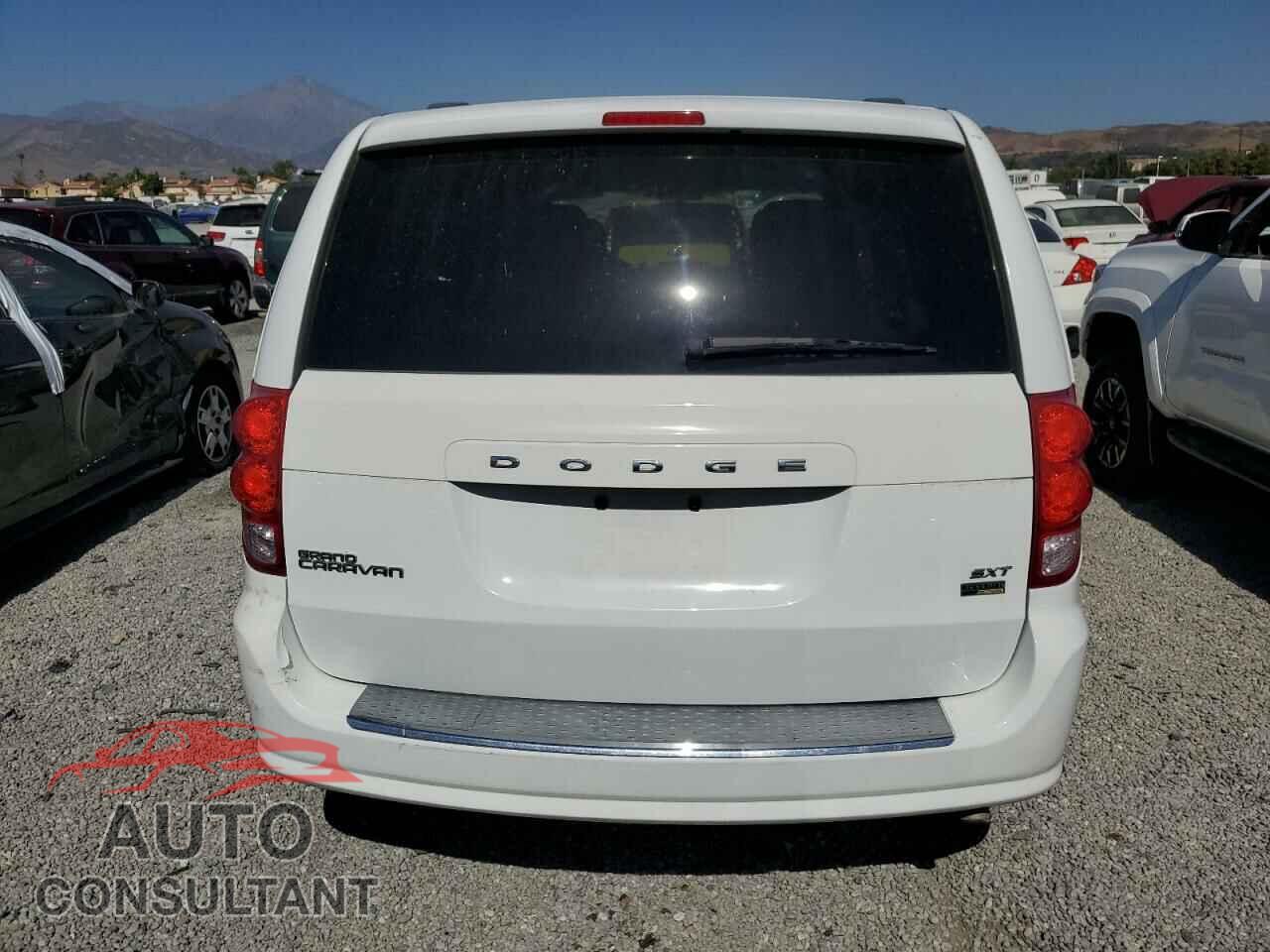 DODGE CARAVAN 2015 - 2C4RDGCG0FR556644