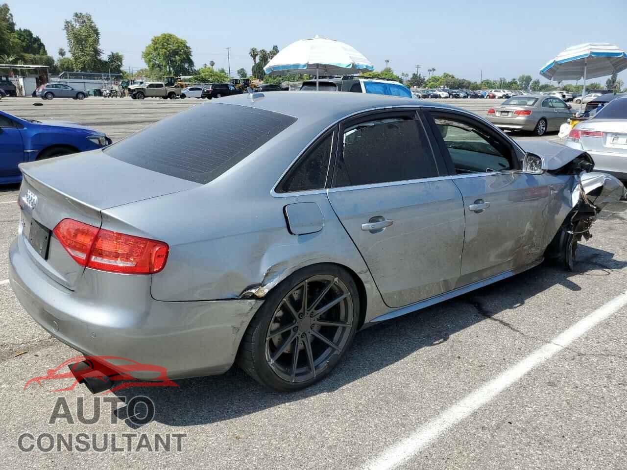 AUDI S4/RS4 2011 - WAUDGAFL3BA109700