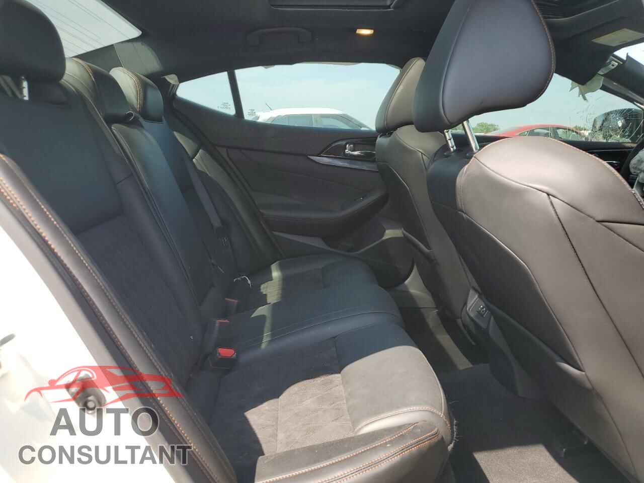 NISSAN MAXIMA 2023 - 1N4AA6EV0PC505432