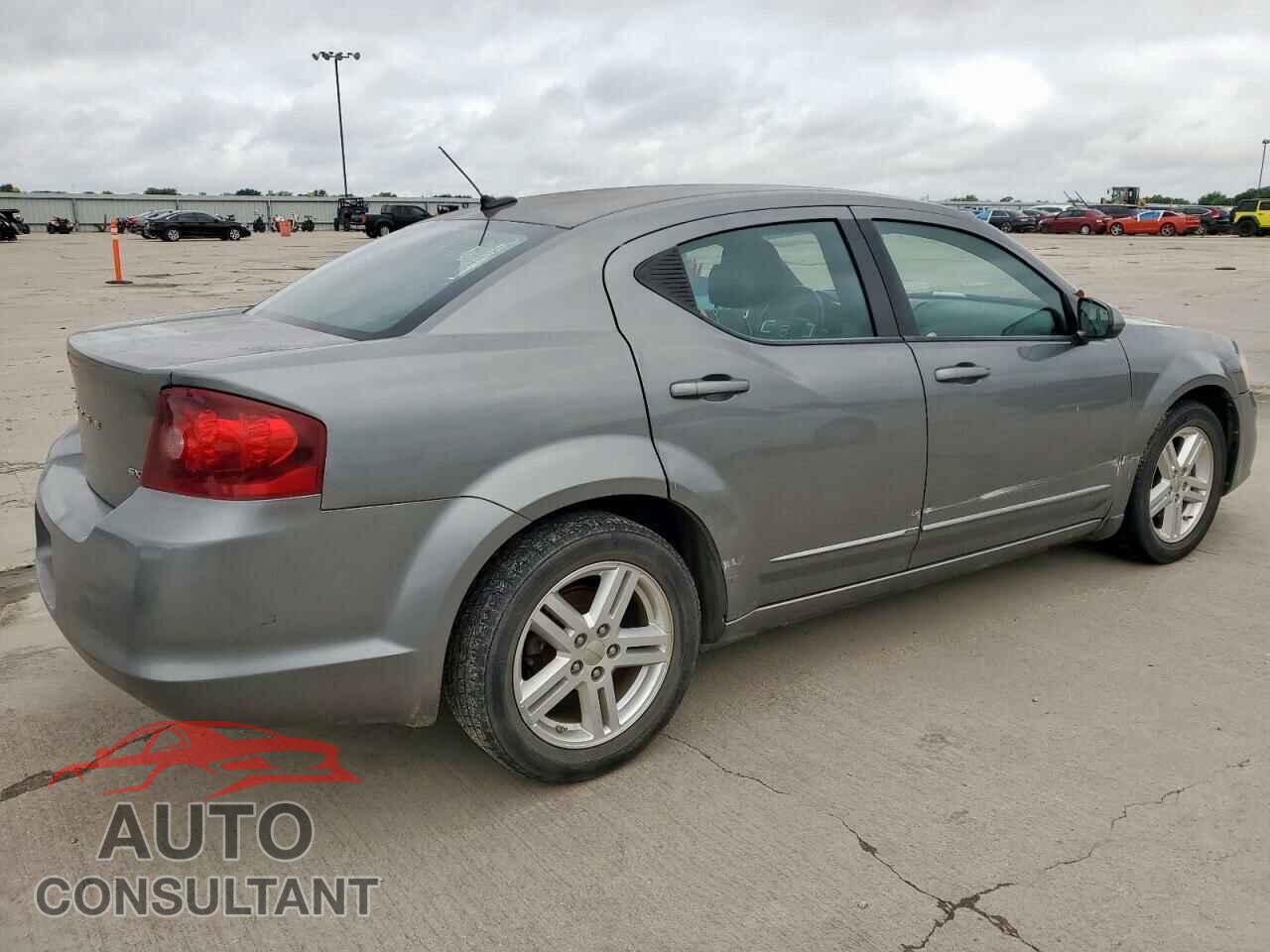 DODGE AVENGER 2013 - 1C3CDZCB3DN590338