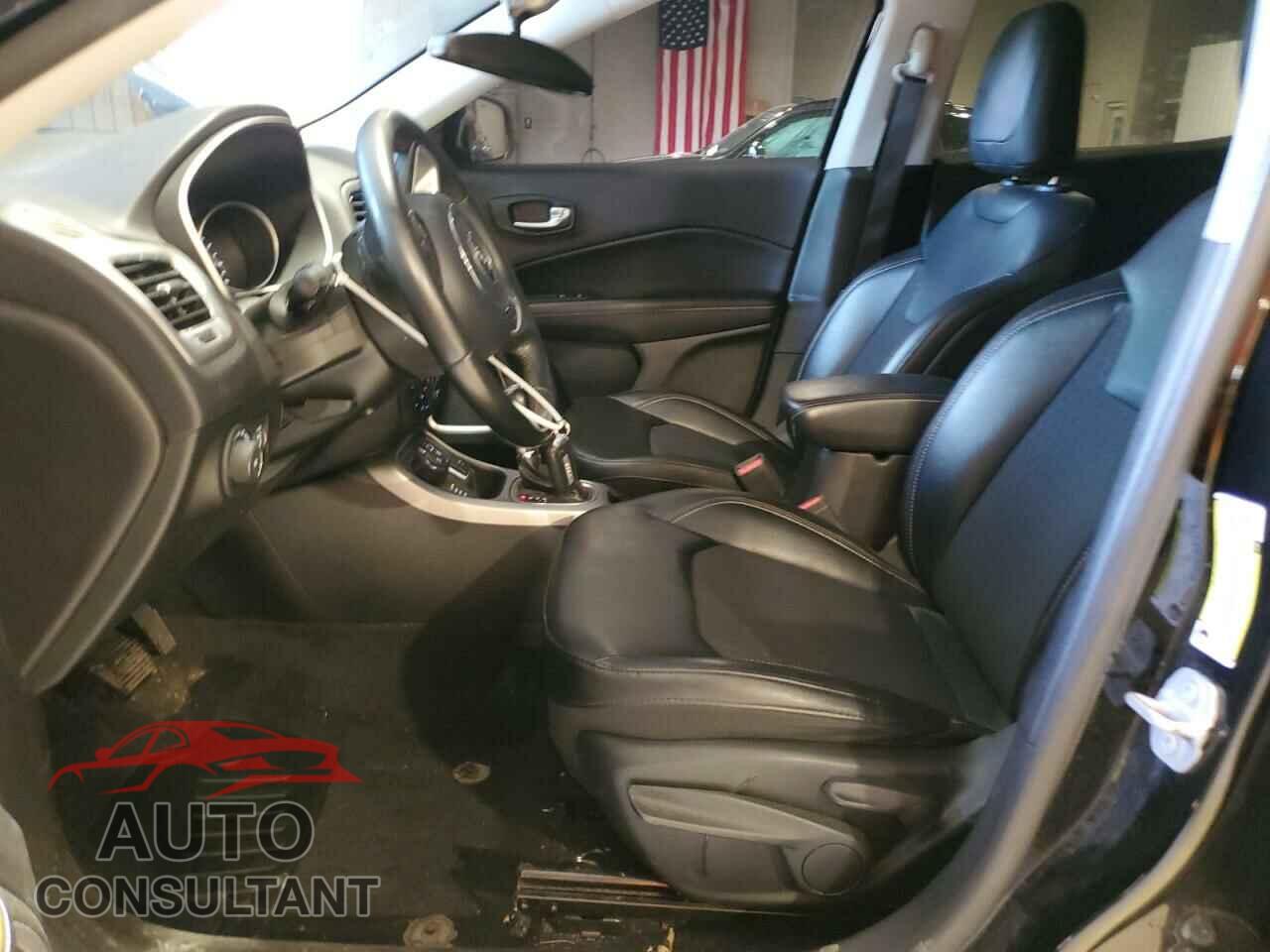 JEEP COMPASS 2019 - 3C4NJDBB7KT755290
