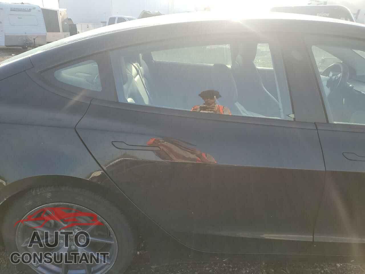 TESLA MODEL 3 2021 - 5YJ3E1EA7MF851144