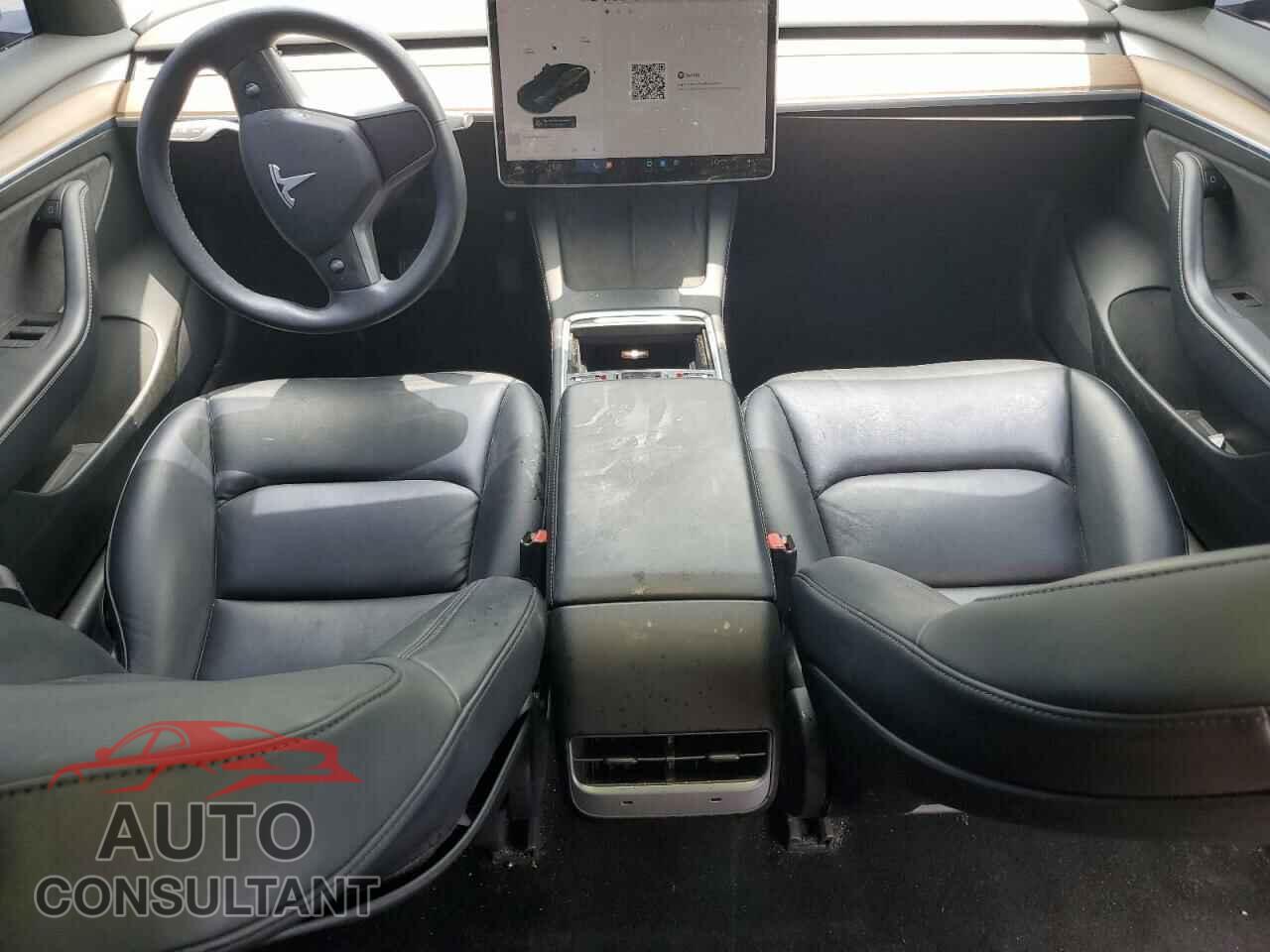 TESLA MODEL 3 2021 - 5YJ3E1EA4MF099709