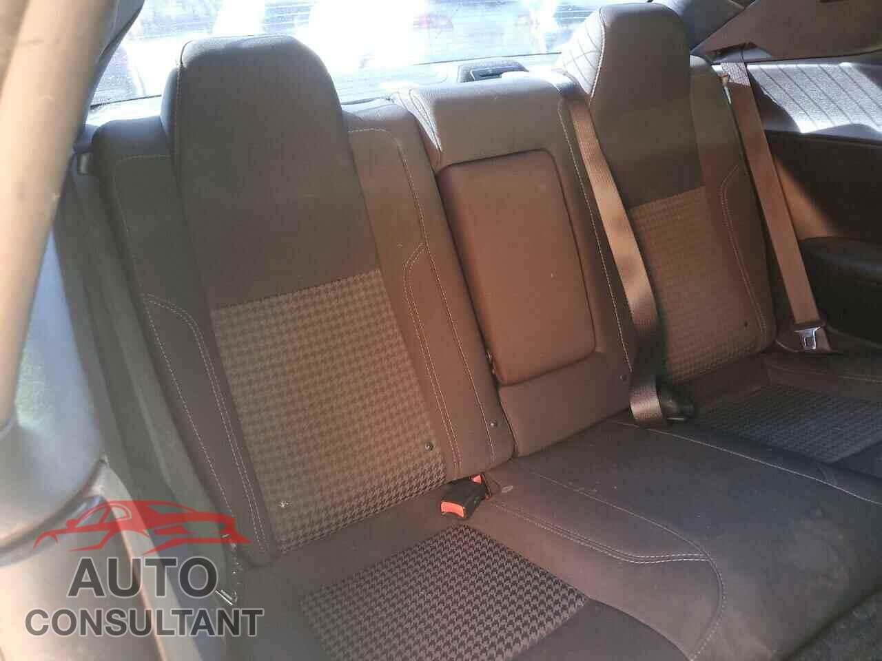 DODGE CHALLENGER 2018 - 2C3CDZAGXJH321952