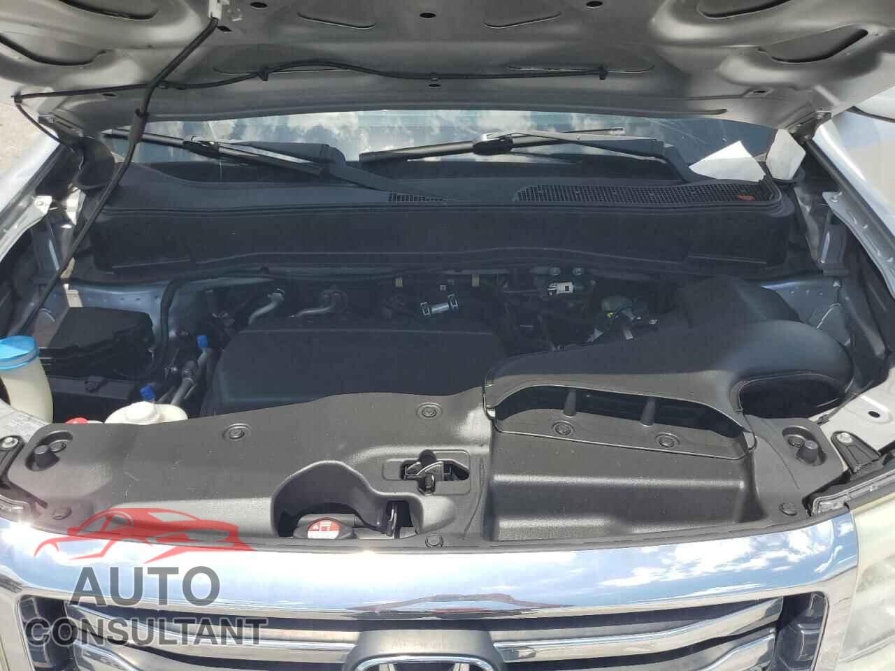 HONDA PILOT 2014 - 5FNYF3H43EB020634