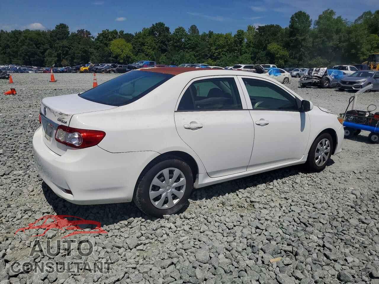 TOYOTA COROLLA 2013 - 5YFBU4EEXDP083148