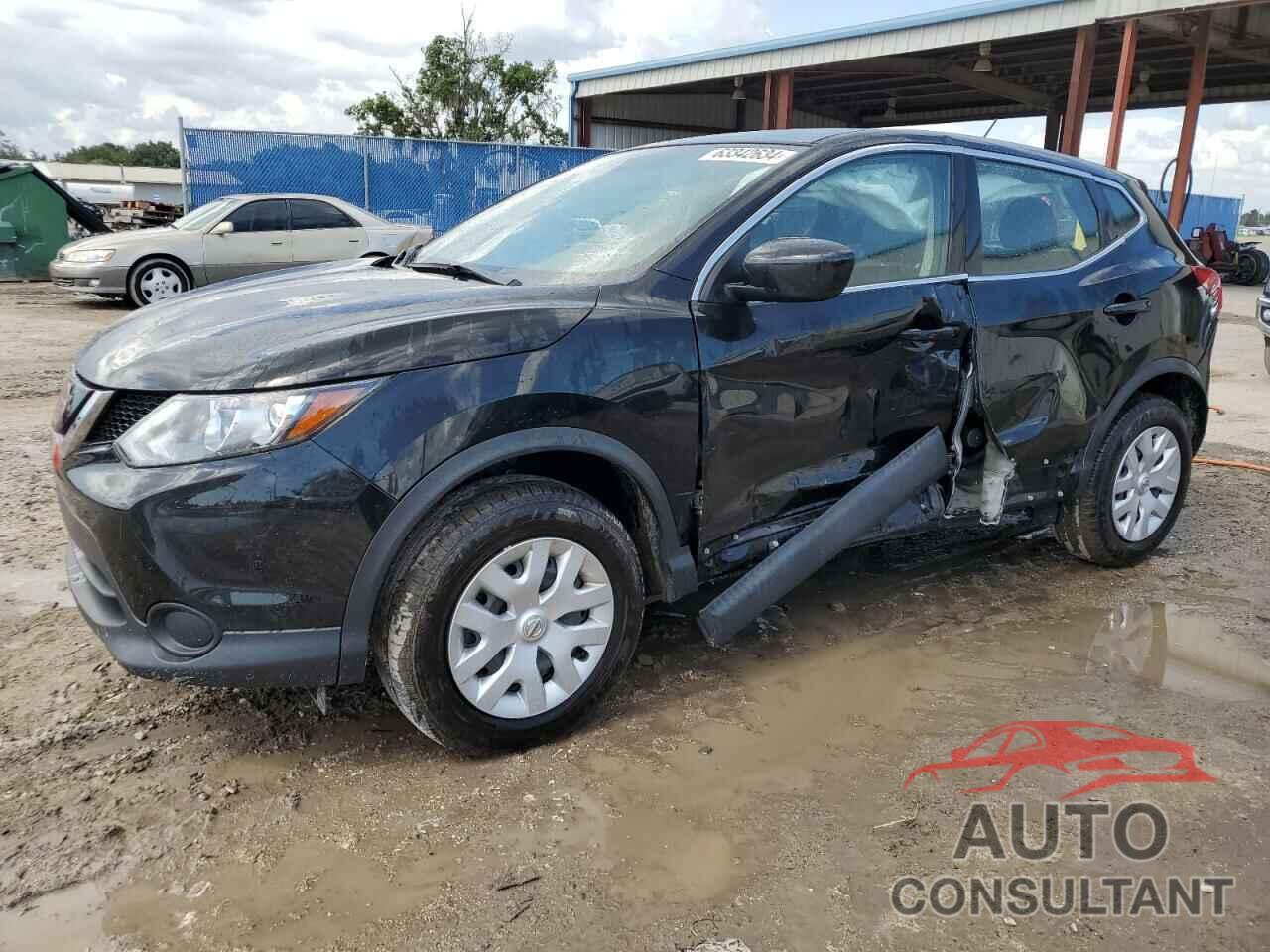 NISSAN ROGUE 2018 - JN1BJ1CP6JW160616