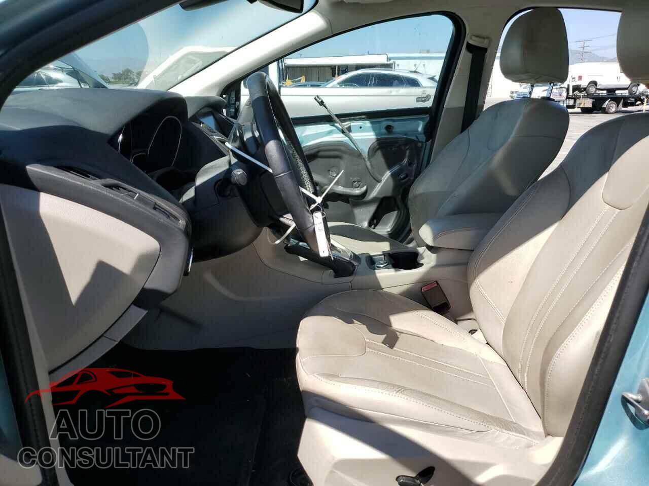 FORD FOCUS 2012 - 1FAHP3H2XCL452231