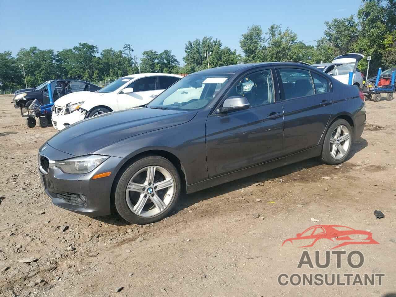 BMW 3 SERIES 2013 - WBA3B5G56DNS01087
