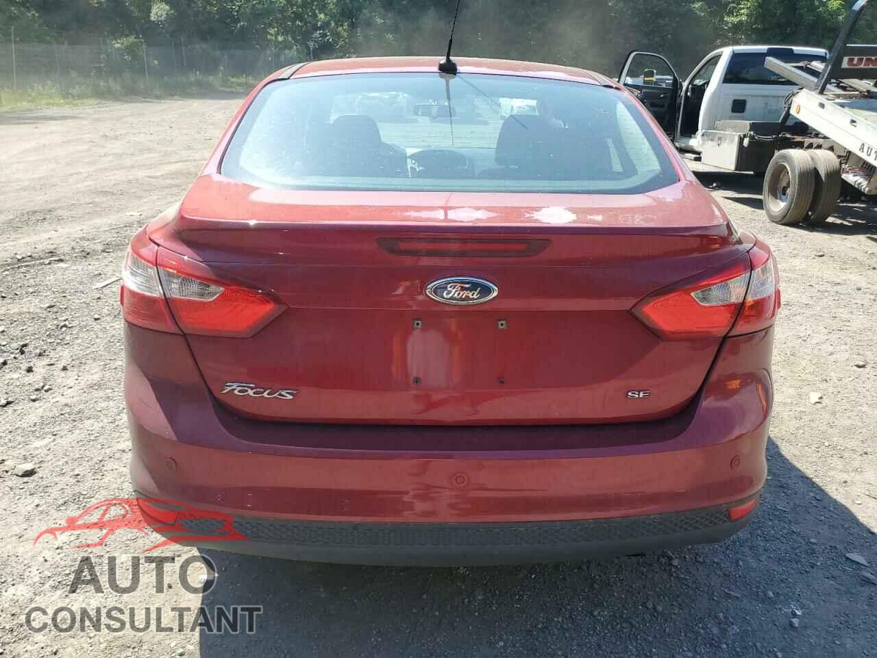 FORD FOCUS 2014 - 1FADP3F29EL114310