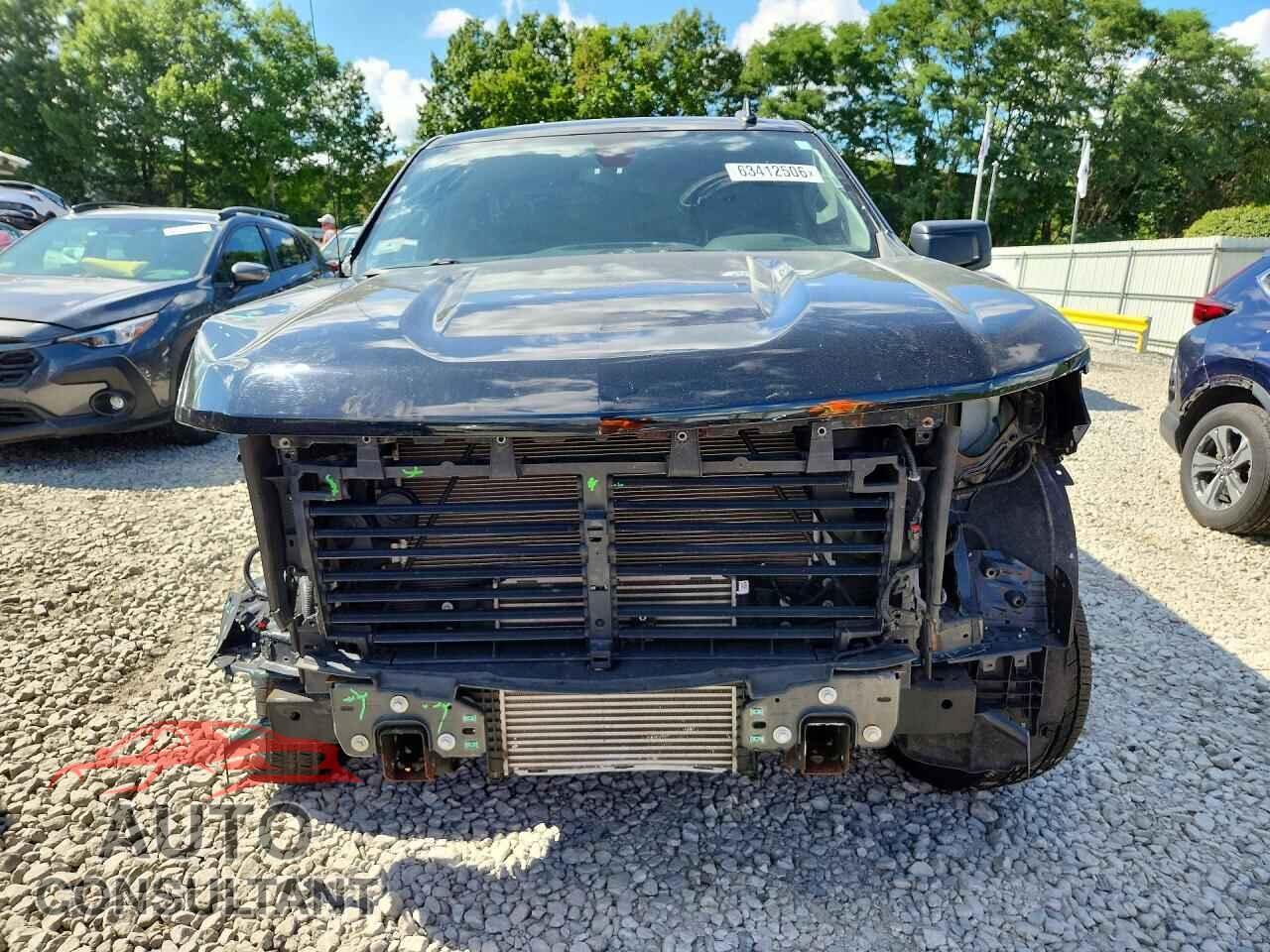 CHEVROLET SILVERADO 2021 - 1GCPYBEK7MZ240175
