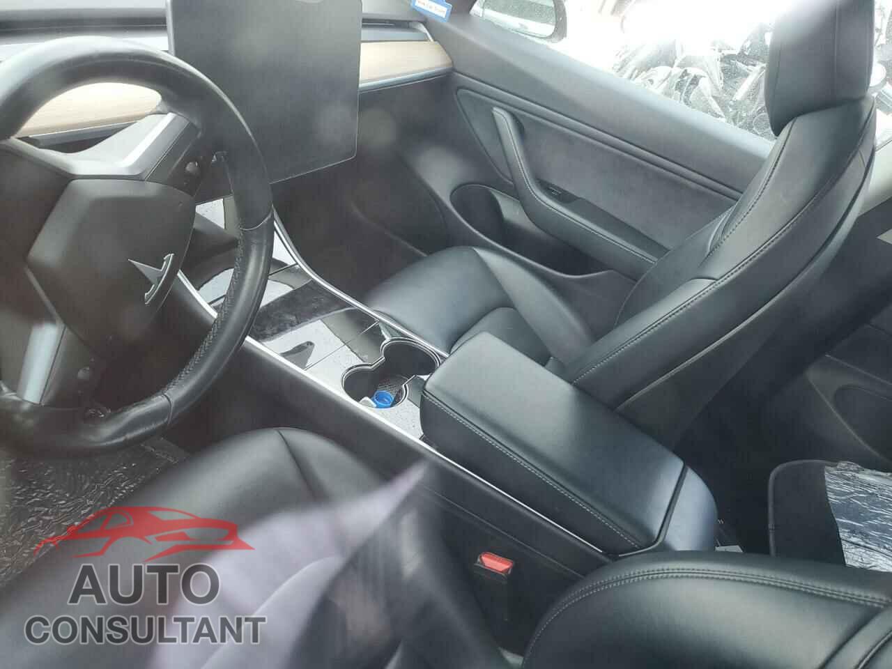 TESLA MODEL 3 2018 - 5YJ3E1EA0JF018572