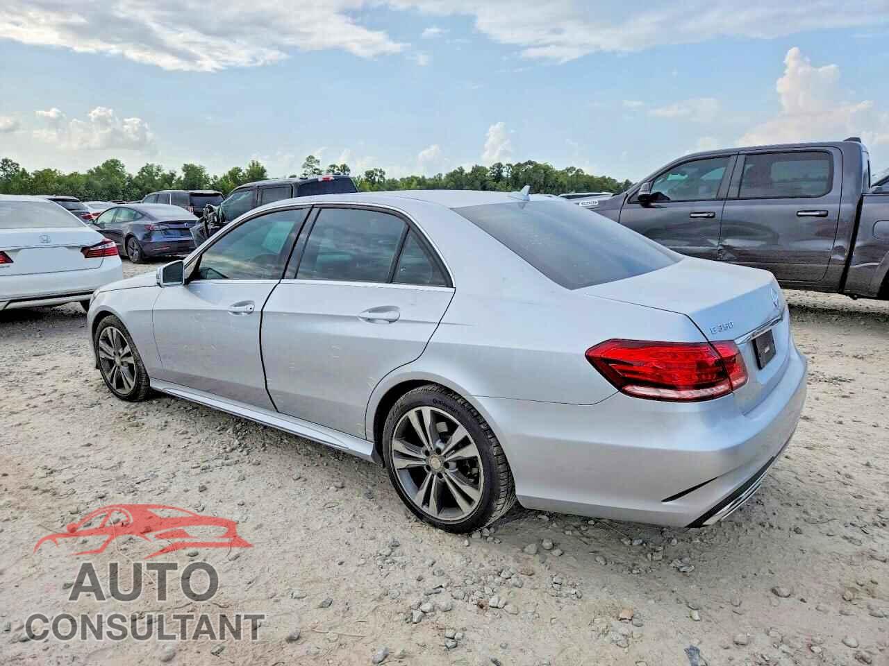 MERCEDES-BENZ E-CLASS 2016 - WDDHF5KBXGB241629