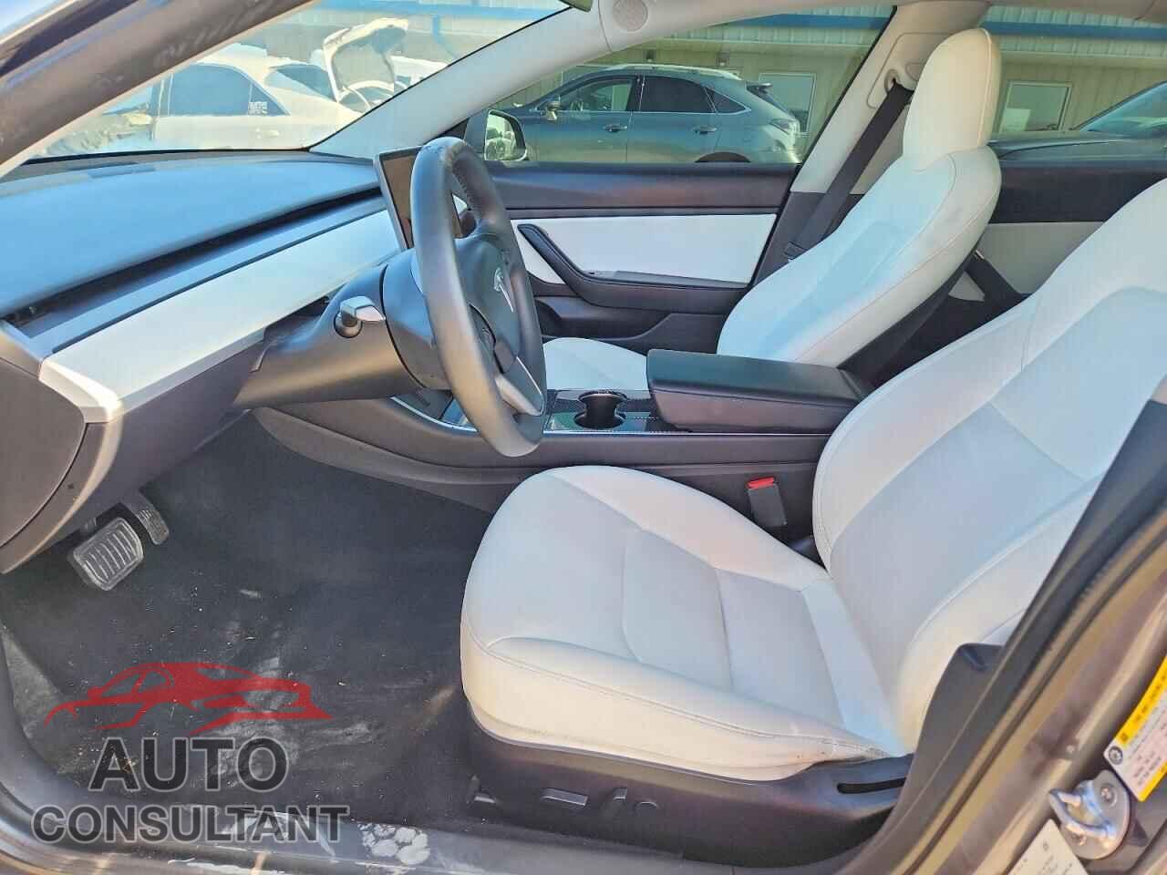 TESLA MODEL 3 2020 - 5YJ3E1EA6LF635025