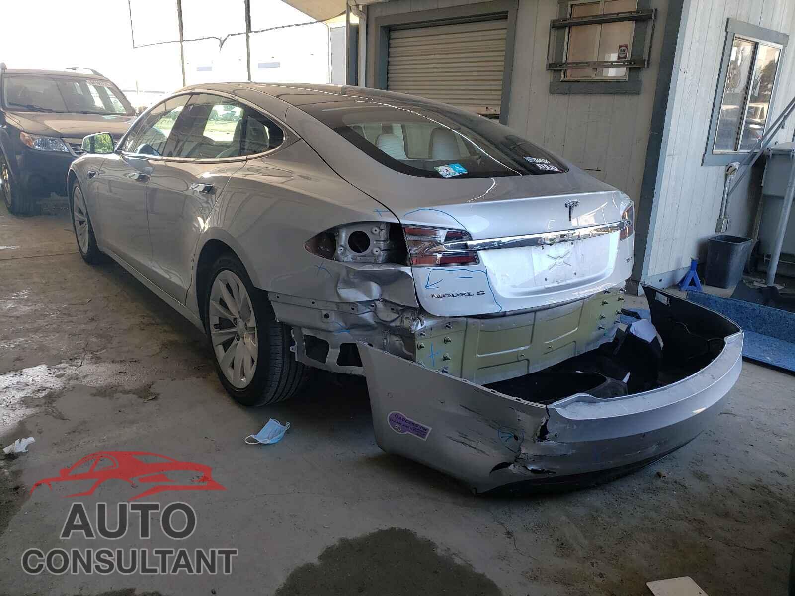 TESLA MODEL S 2018 - 5YJSA1E27JF275051