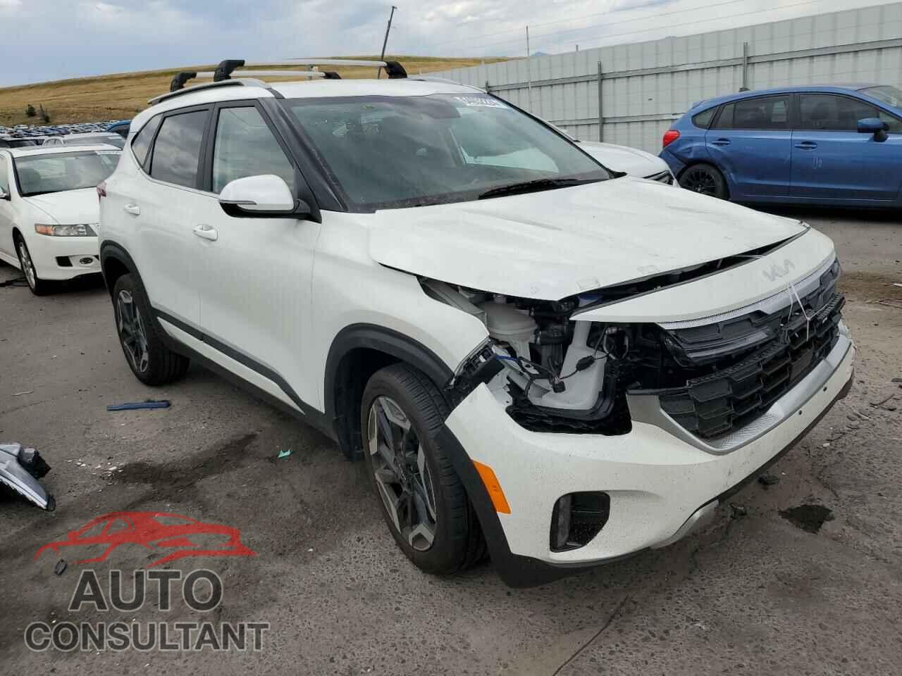 KIA SELTOS 2024 - KNDETCA77R7517746