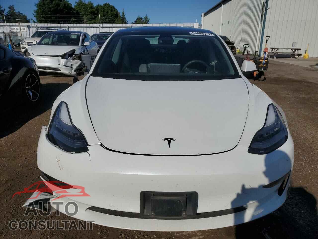 TESLA MODEL 3 2021 - 5YJ3E1EA5MF856990
