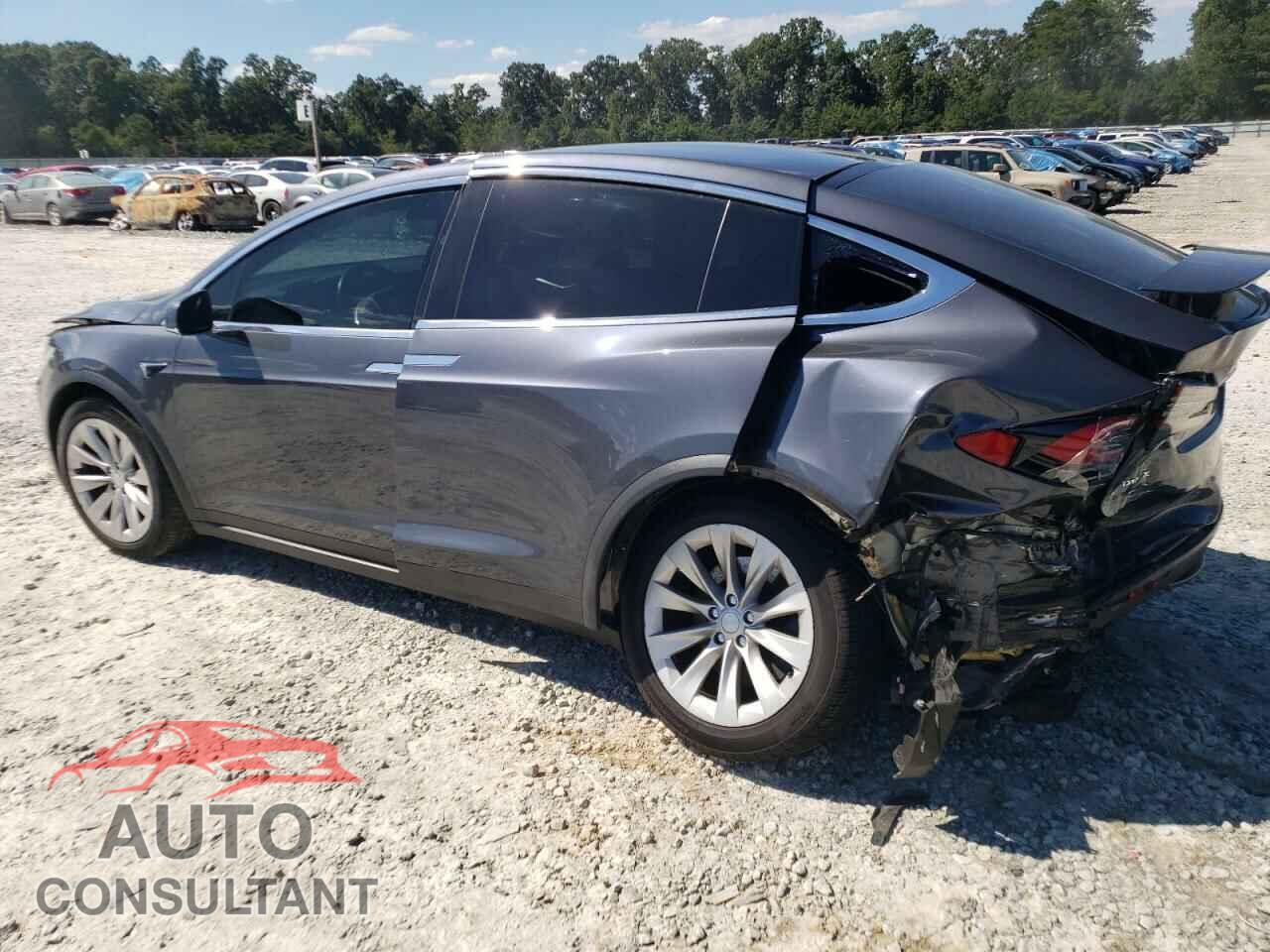TESLA MODEL X 2017 - 5YJXCDE23HF051027