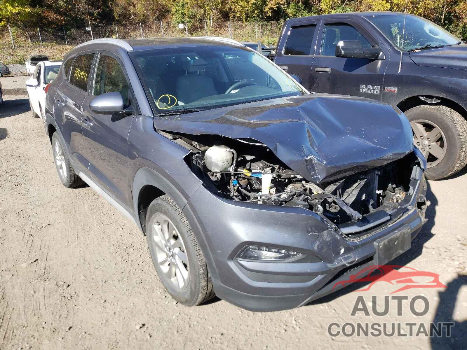 HYUNDAI TUCSON 2018 - KM8J3CA44JU680151