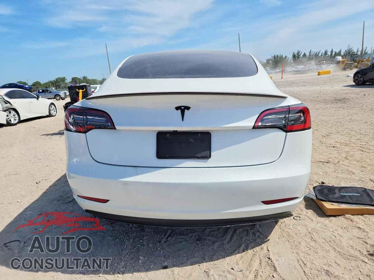 TESLA MODEL 3 2023 - 5YJ3E1EA9PF493081