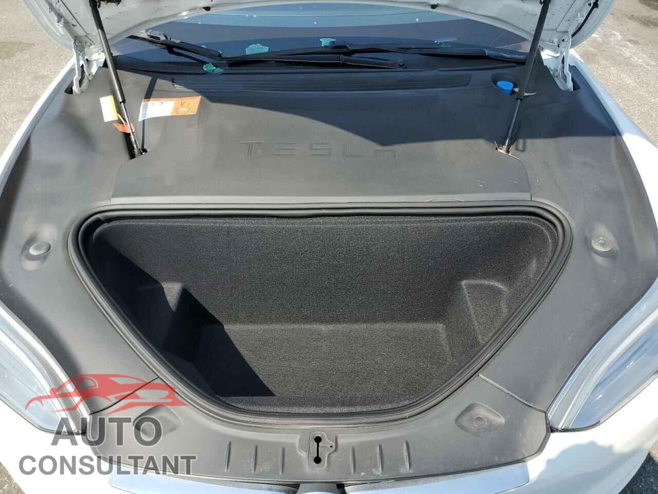 TESLA MODEL S 2017 - 5YJSA1E17HF186954