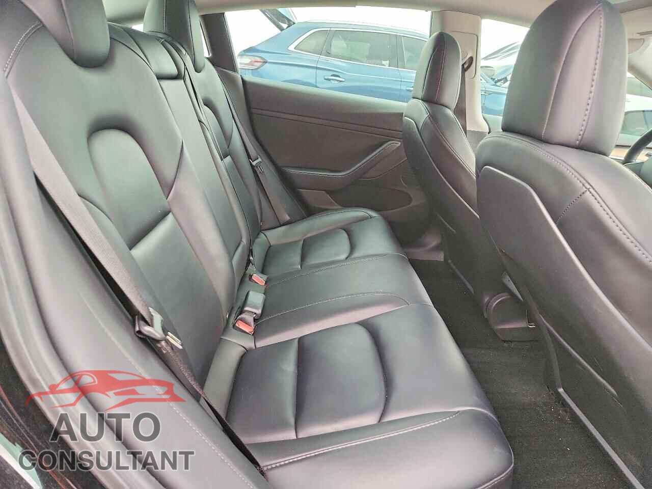 TESLA MODEL 3 2021 - 5YJ3E1EB3MF961777