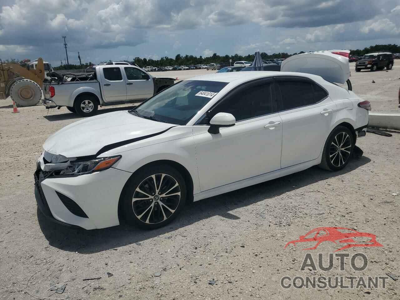 TOYOTA CAMRY 2018 - 4T1B11HK9JU666734