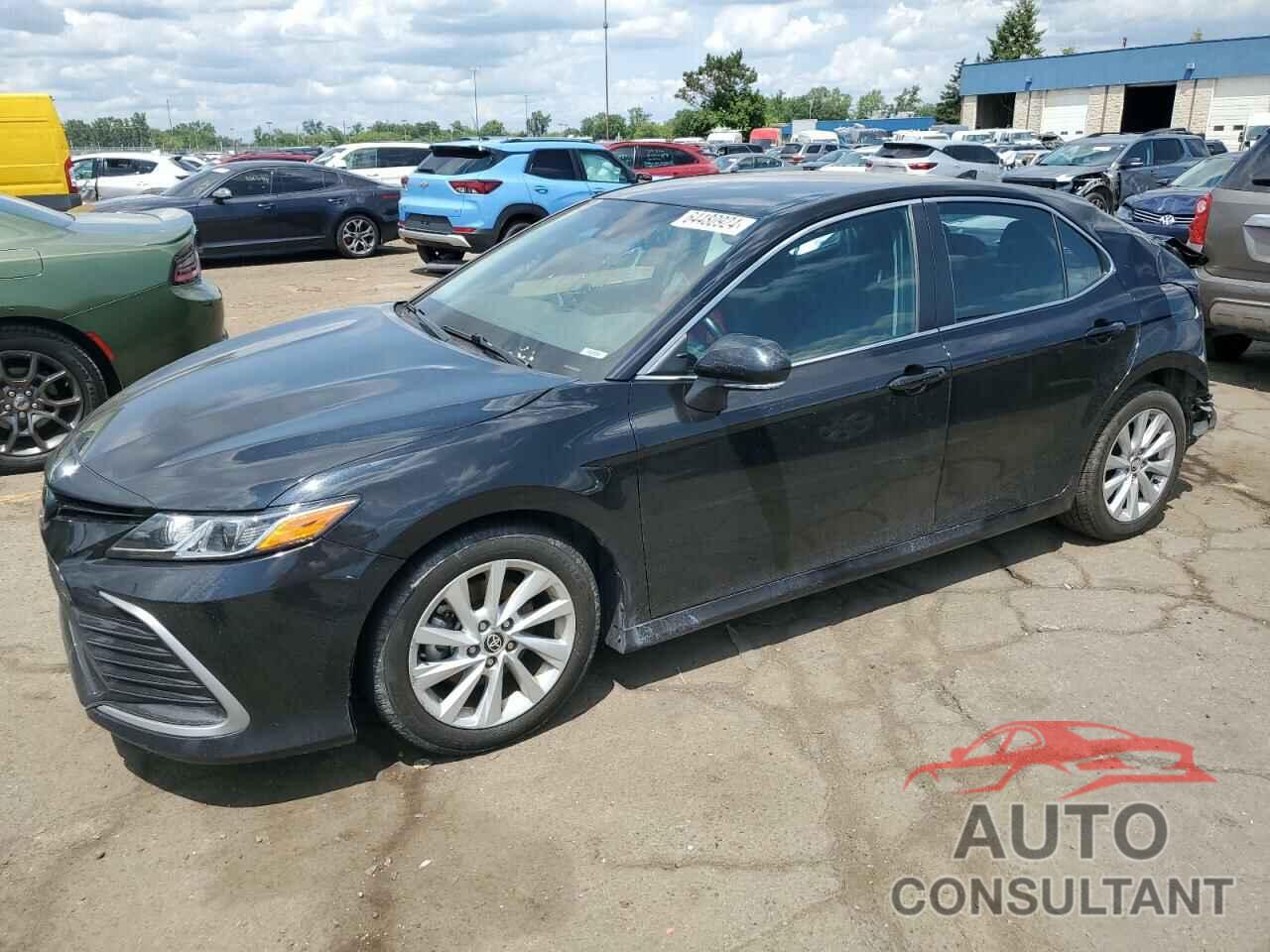 TOYOTA CAMRY 2022 - 4T1R11BK7NU051337