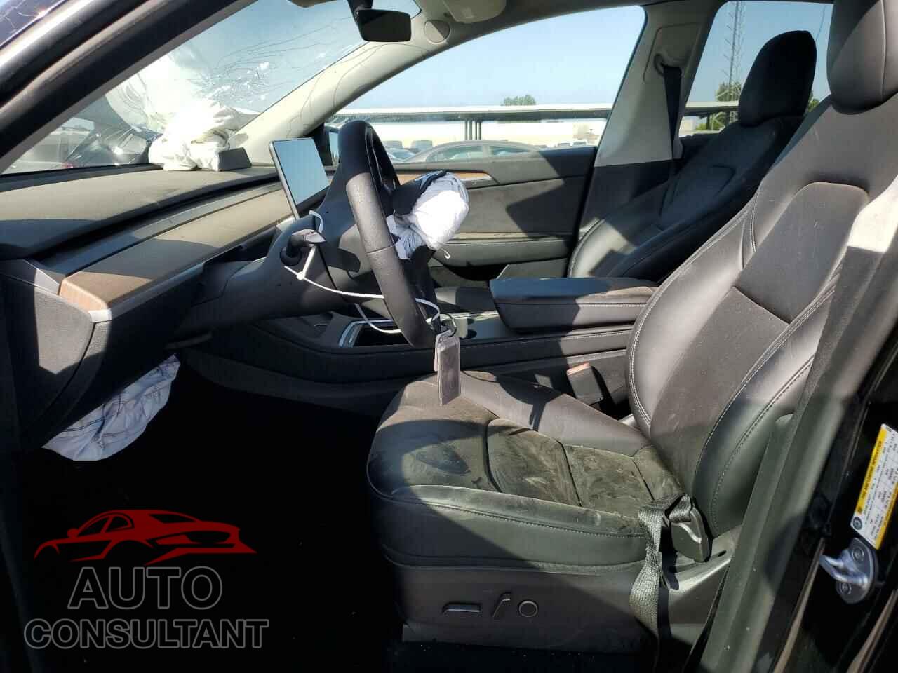 TESLA MODEL Y 2023 - 7SAYGDEE2PF619708