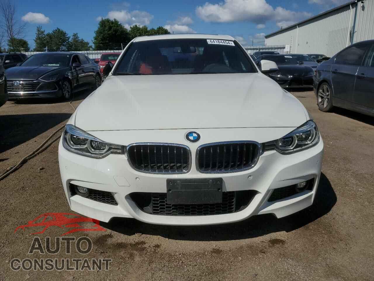 BMW 3 SERIES 2016 - WBA8E3C52GK501139