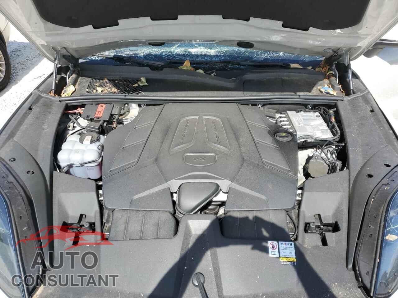 PORSCHE CAYENNE 2024 - WP1AA2AY2RDA02872