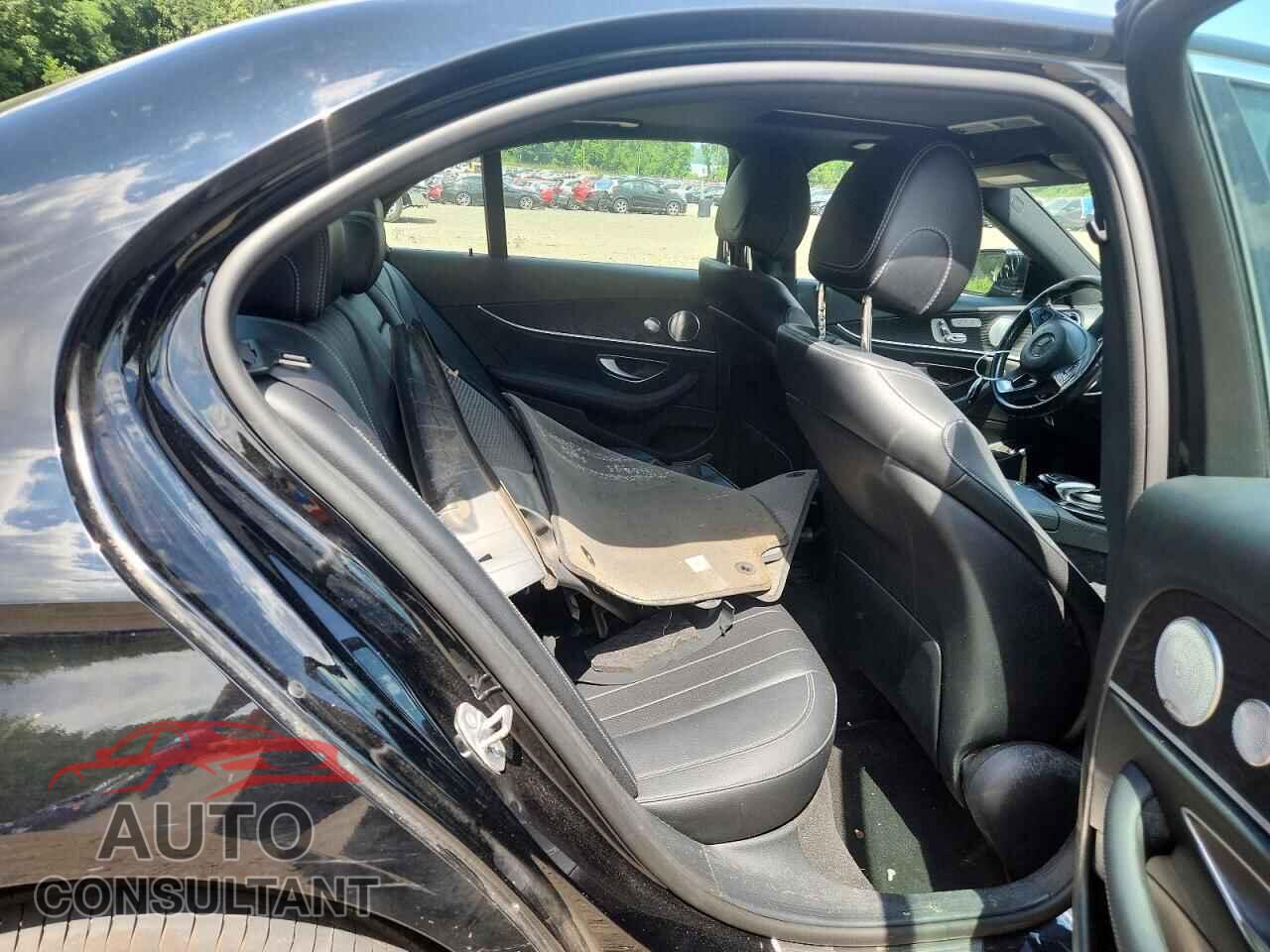 MERCEDES-BENZ E-CLASS 2017 - WDDZF4KB3HA032898