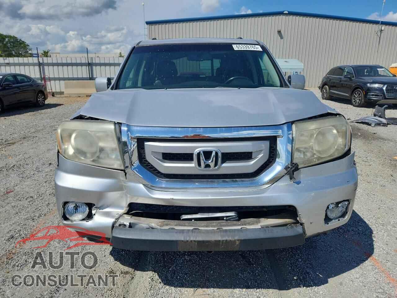HONDA PILOT 2011 - 5FNYF4H51BB104655