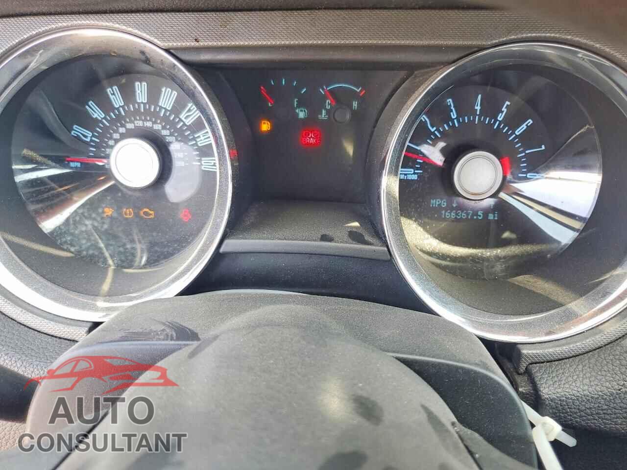 FORD MUSTANG 2011 - 1ZVBP8AM9B5167285