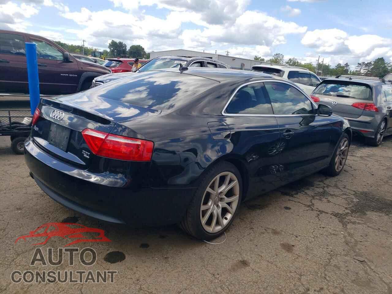 AUDI A5 2010 - WAUCFAFR1AA052284