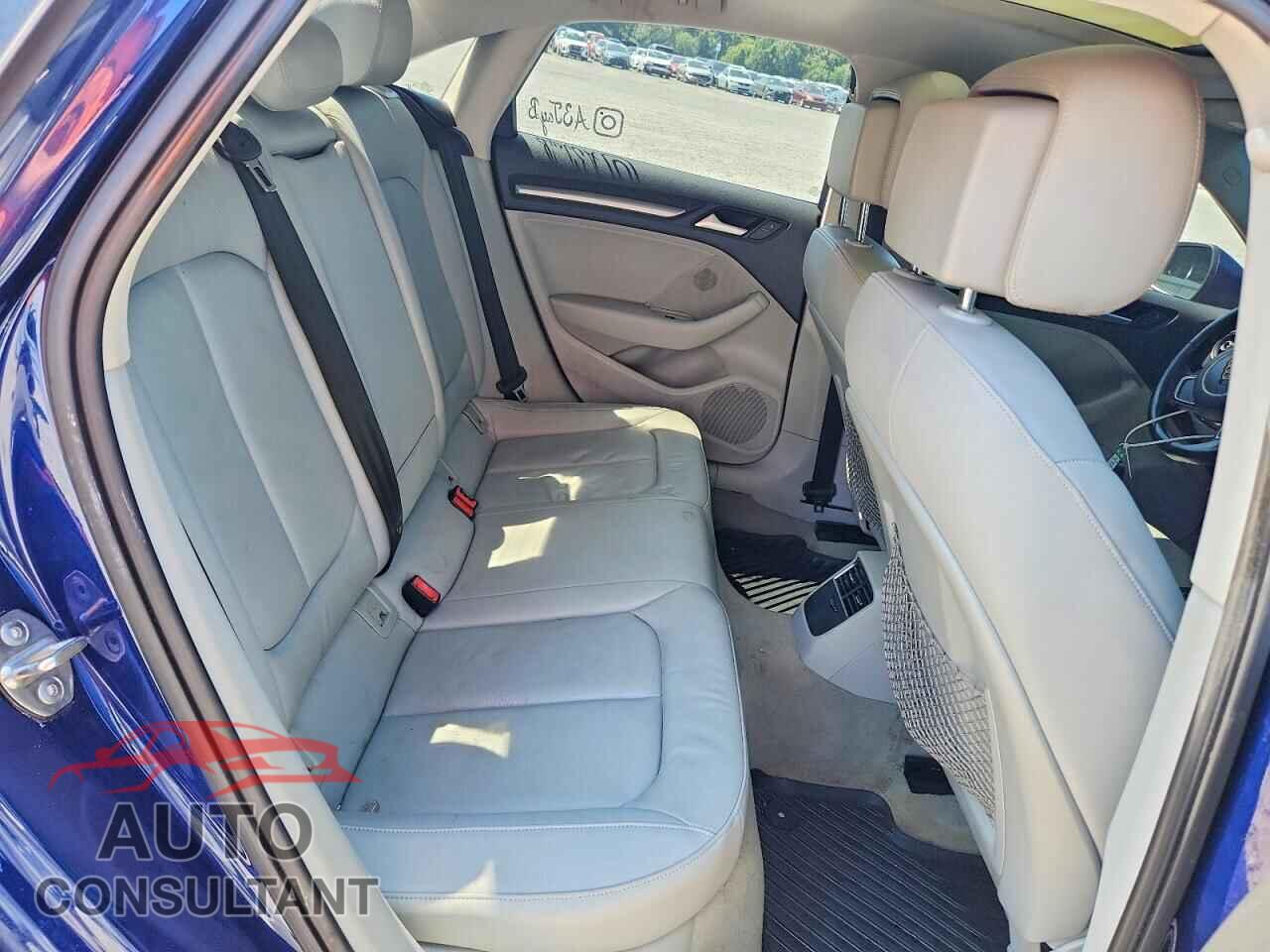 AUDI A3 2015 - WAUACGFF8F1075559