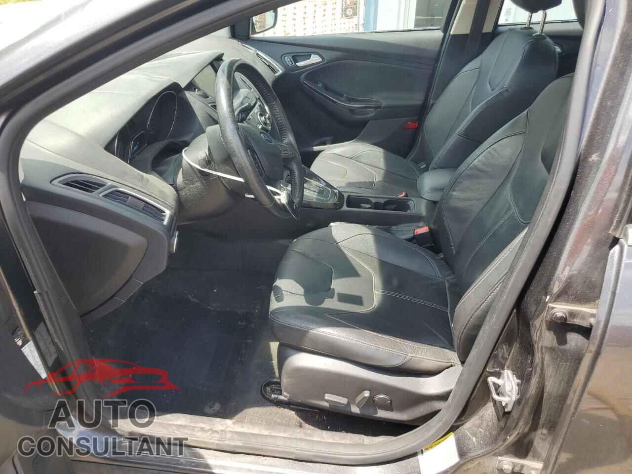 FORD FOCUS 2015 - 1FADP3J29FL293280