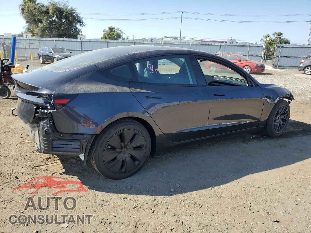 TESLA MODEL 3 2024 - 5YJ3E1EB2RF739366