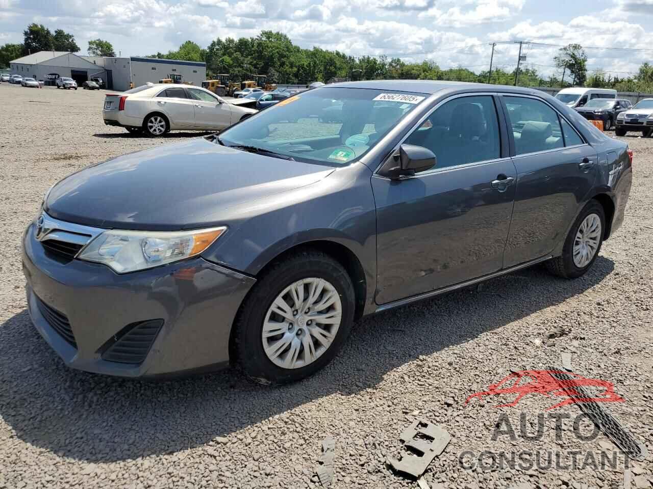 TOYOTA CAMRY 2013 - 4T4BF1FK2DR279148