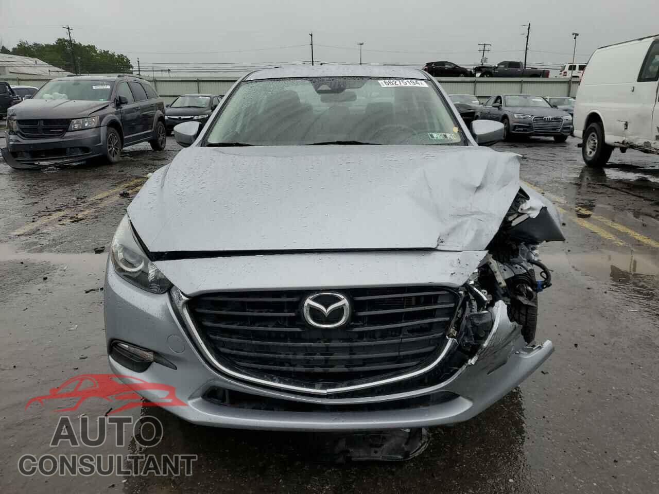 MAZDA 3 2018 - 3MZBN1V37JM242542