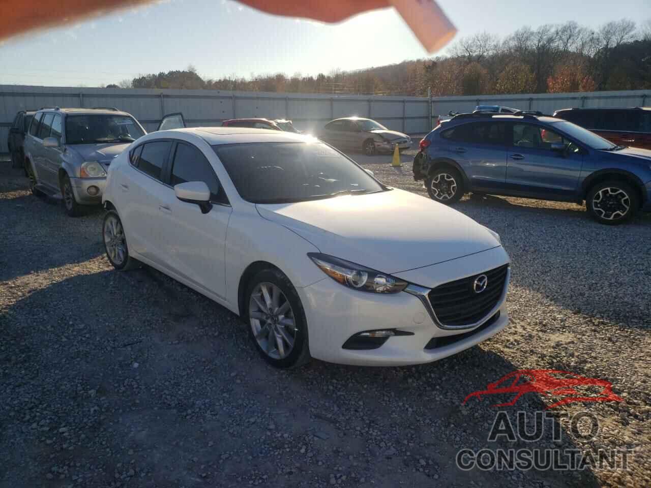 MAZDA 3 2017 - 3MZBN1V7XHM139581