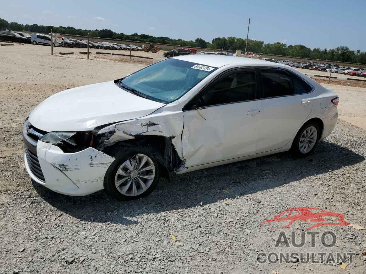 TOYOTA CAMRY 2016 - 4T4BF1FK7GR569471