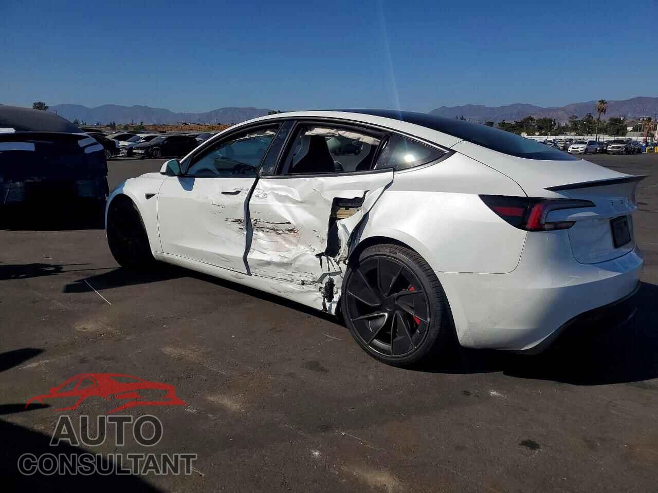 TESLA MODEL 3 2026 - 5YJ3E1ET6TF203228