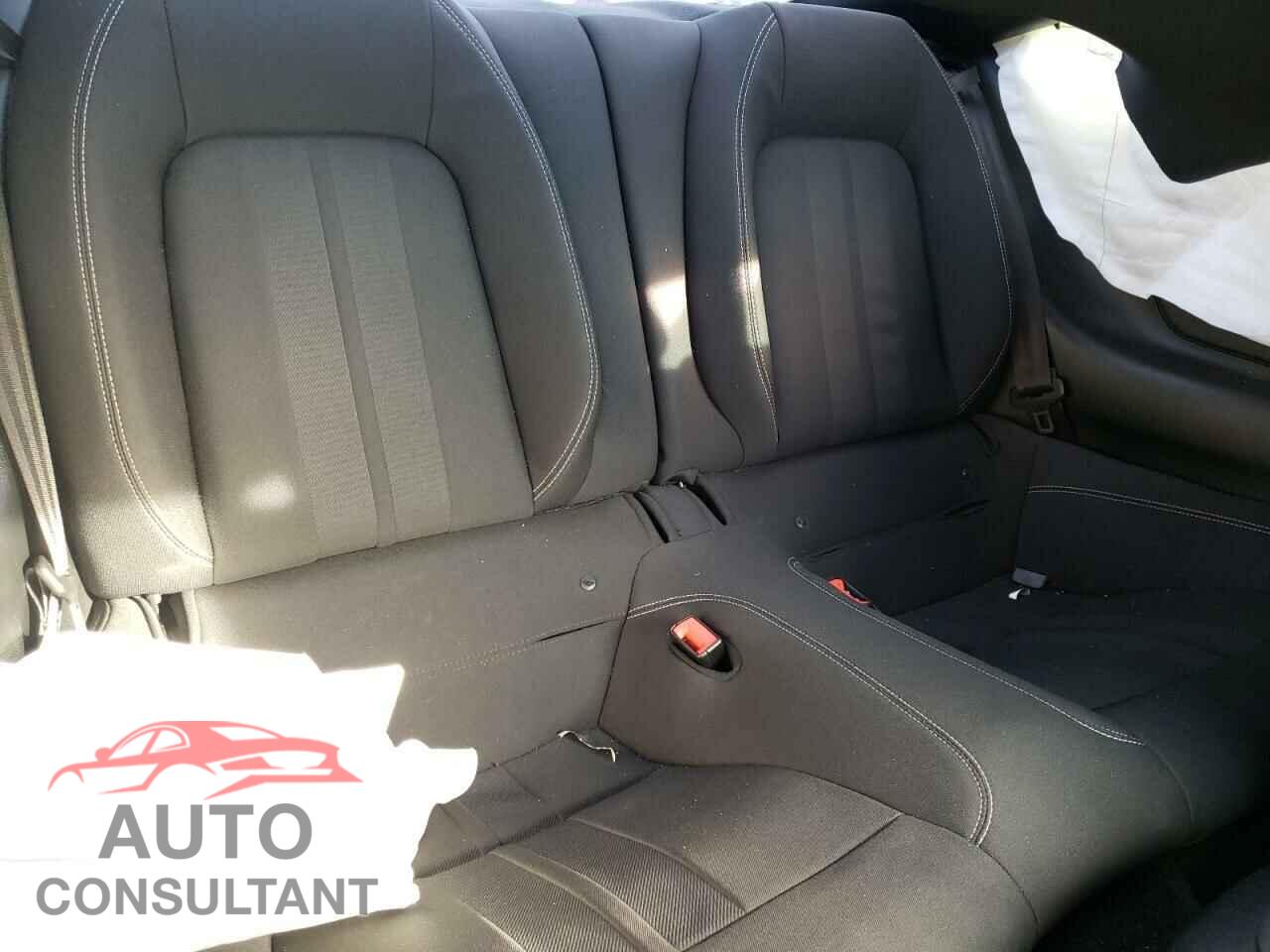 FORD MUSTANG 2018 - 1FA6P8CF5J5128894