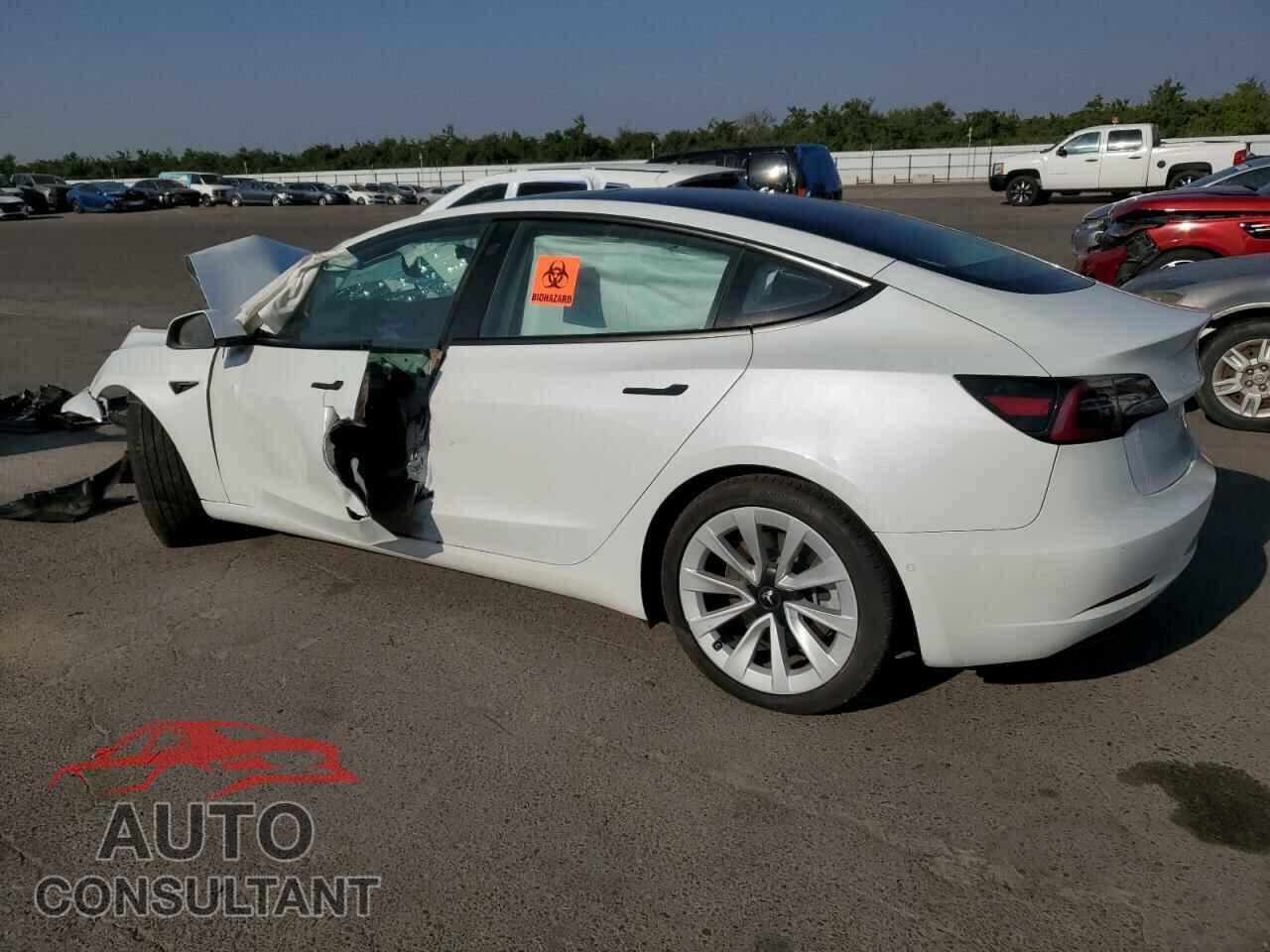 TESLA MODEL 3 2022 - 5YJ3E1EB9NF143939