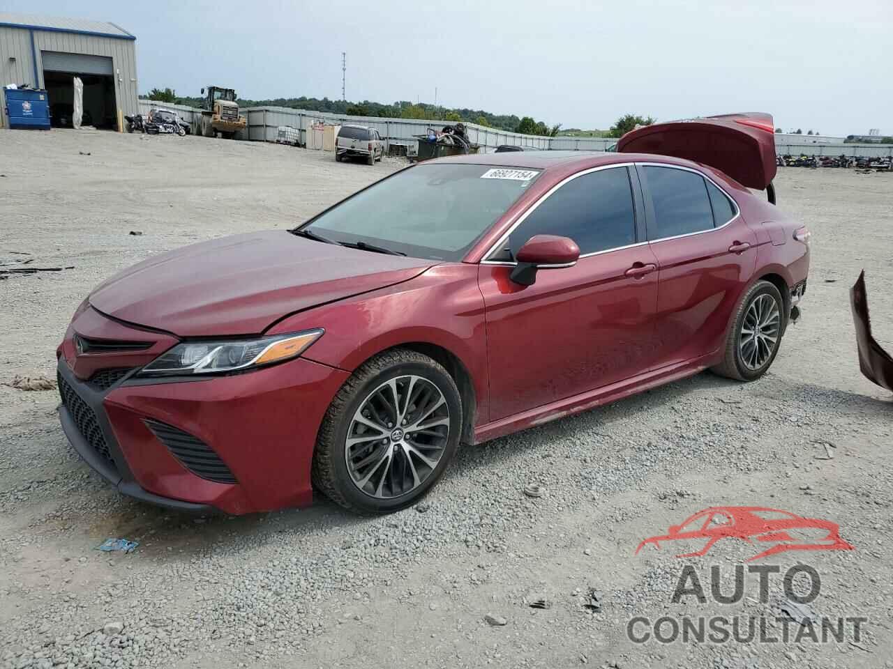 TOYOTA CAMRY 2018 - 4T1B11HK6JU546924